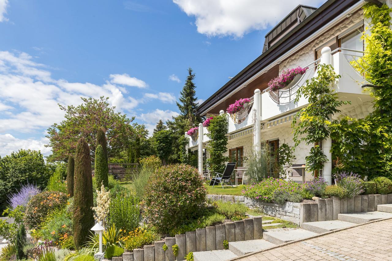 Gaestehaus Anita Gailingen Eksteriør billede